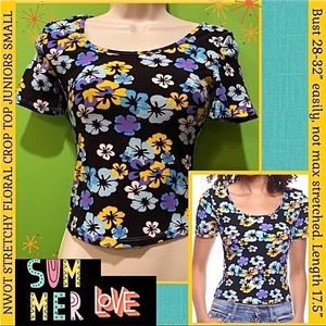 NWOT S JRS FLIRTY CROP TOP SHABBY CHIC FLORAL SOFT & STRETCHY~Capella Apparel